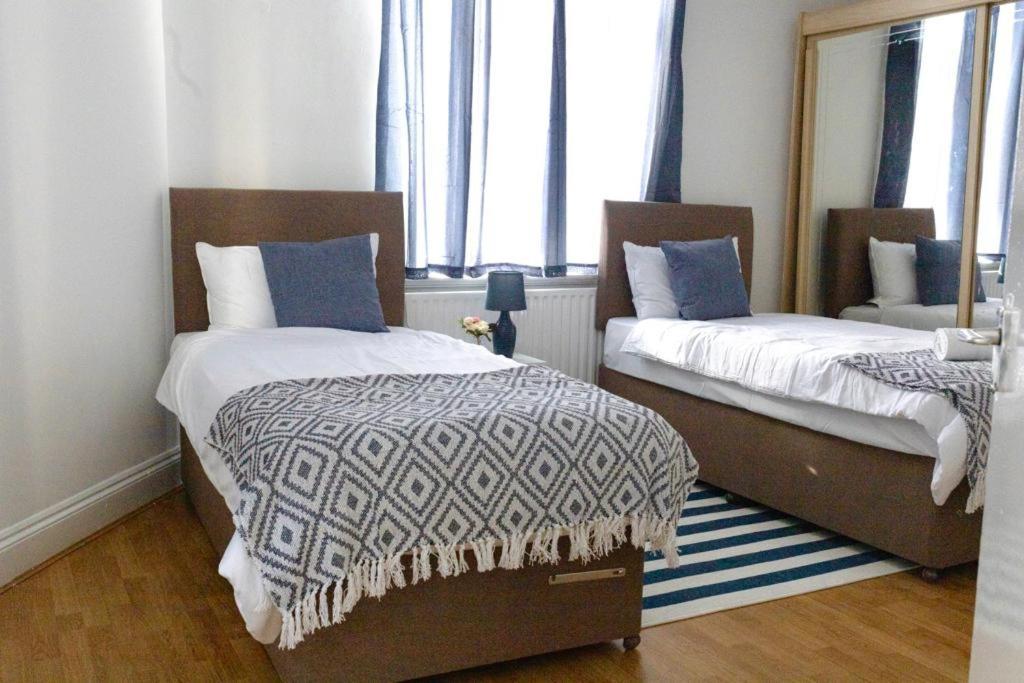 לייסטר Spacious City Centre 2 Bedroom Apartment - Lt Apartment מראה חיצוני תמונה